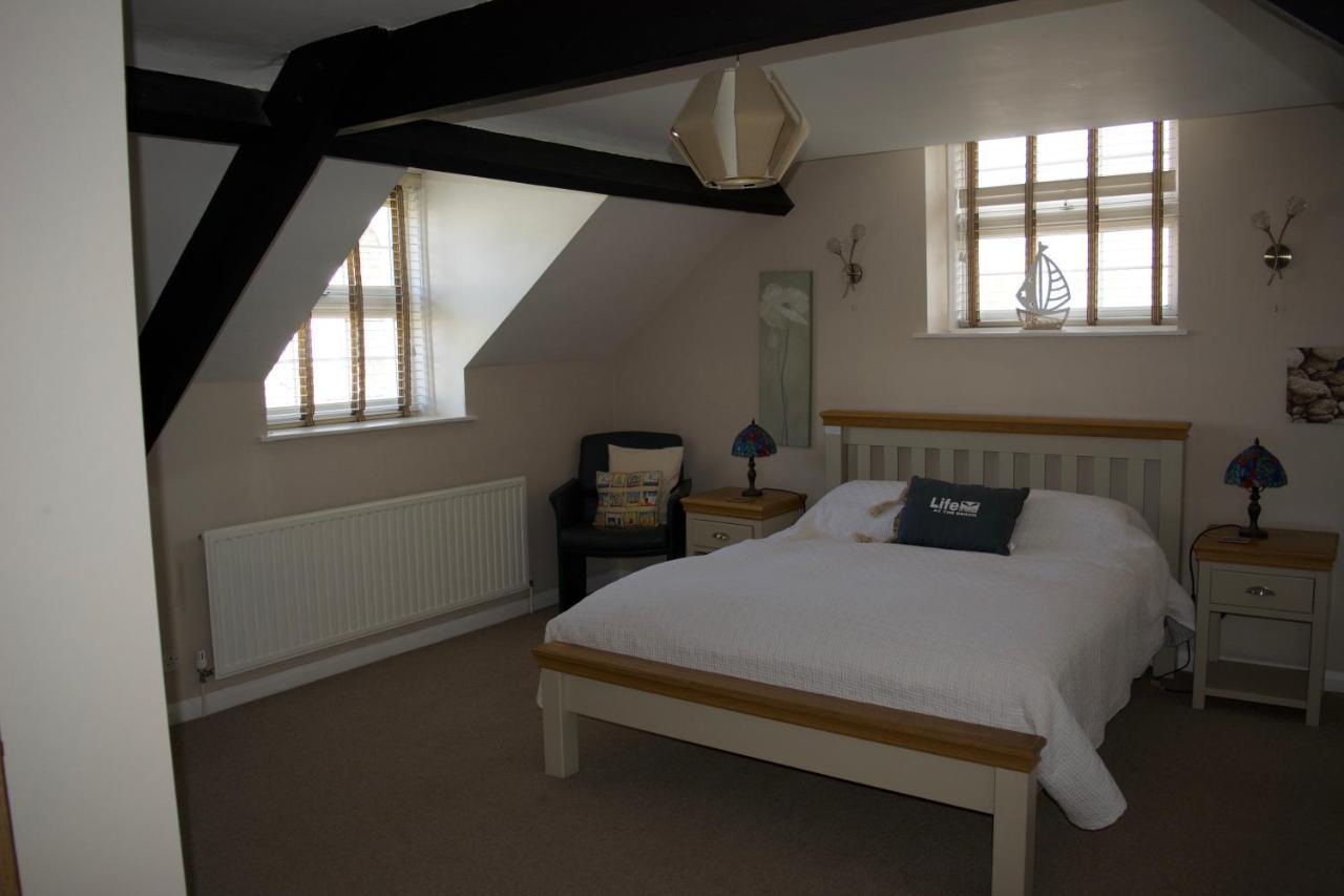Coach House. Falcon Mews Bude